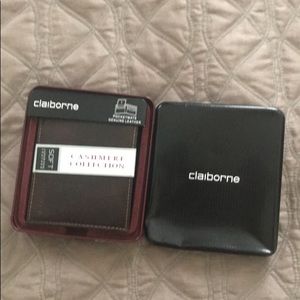 Claiborne men wallet